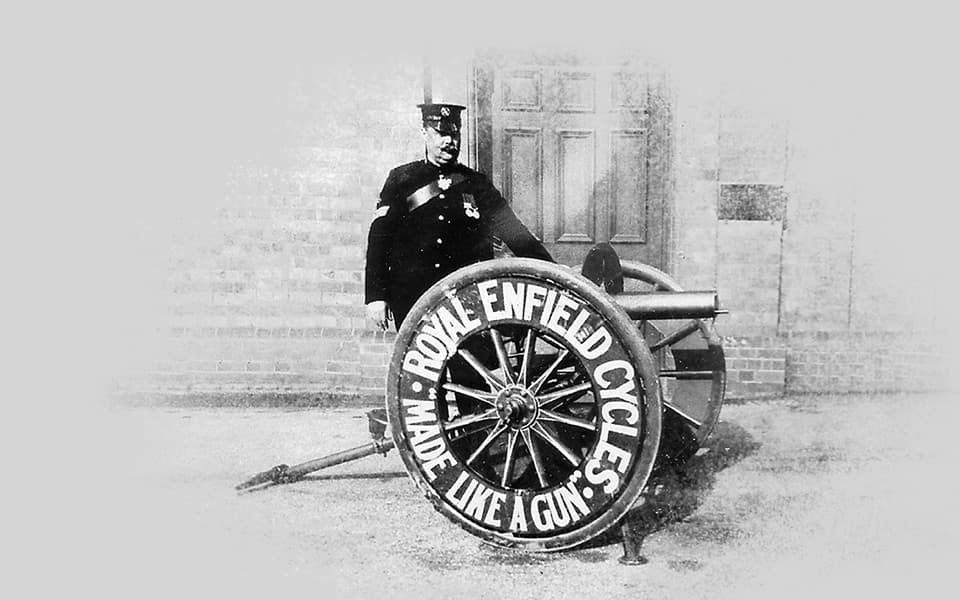 1893 1893