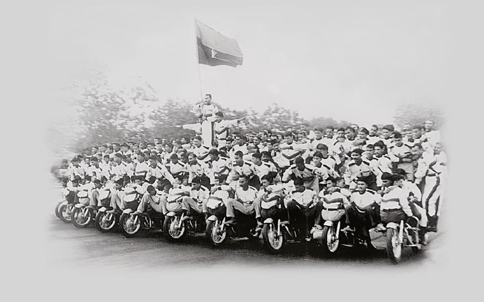 2001 2001